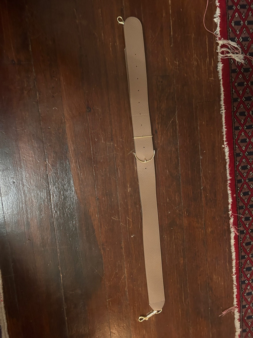 Cuyana thick cappuccino leather tote bag strap